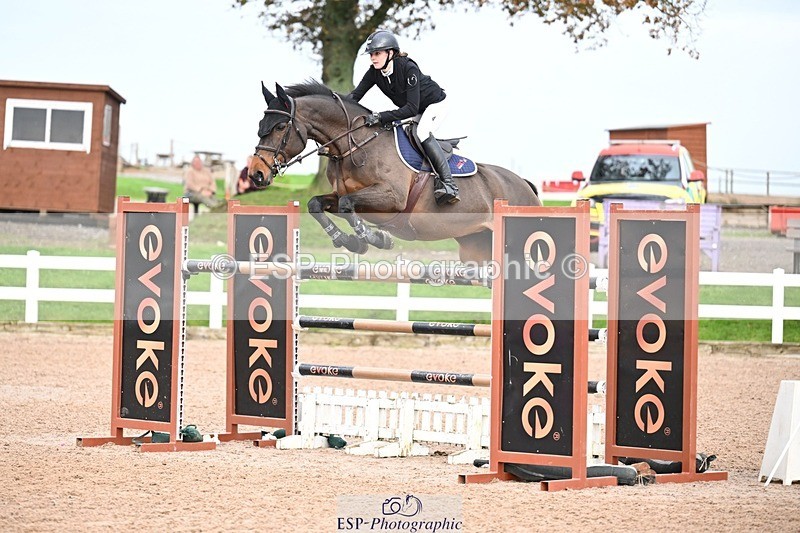 251105-152004-00962 - Cls 07 1.30m & 1.40m