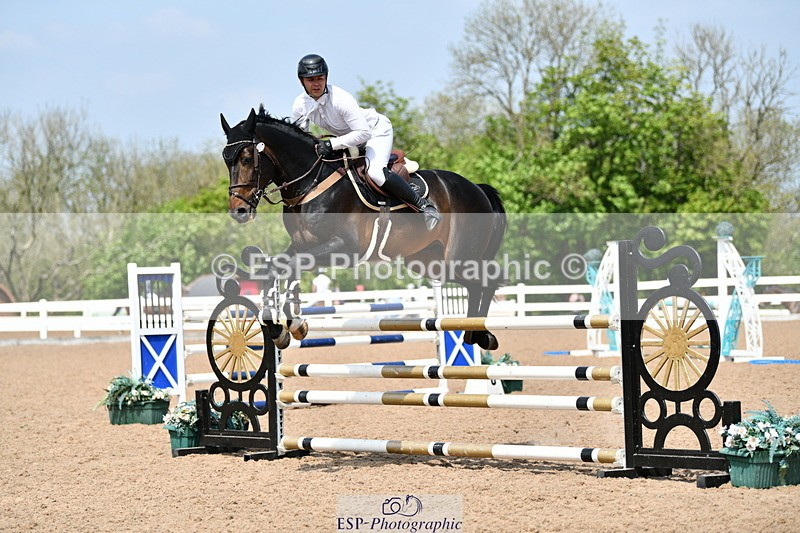 240511A-134358-13875 - Cls 30 1.10m National Am Quali and Open