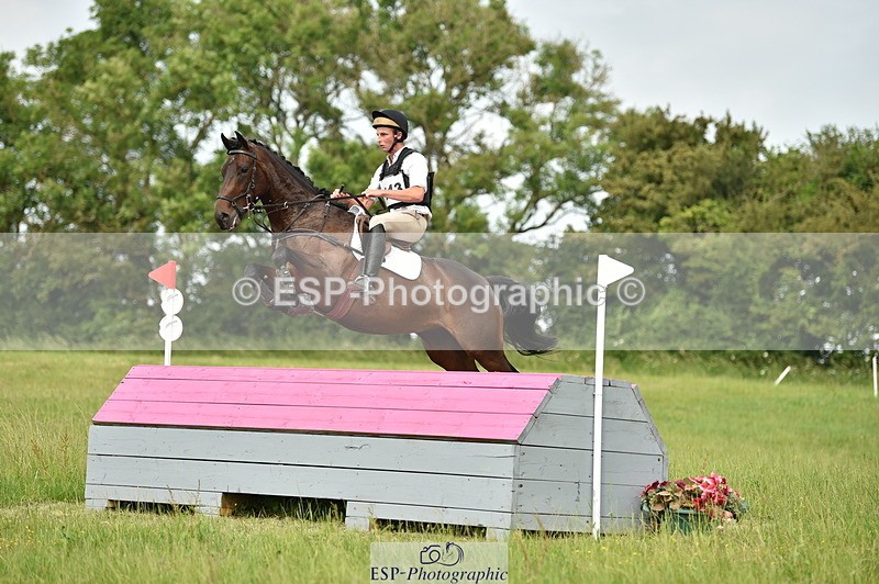 230617B-170042-01463 - XC 143