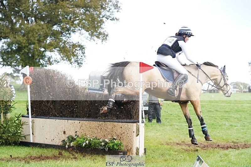 231021-134936-17433 - 442-BICTON.INCREDIBLY.DUN-millie.jo.challinor-SC+XC