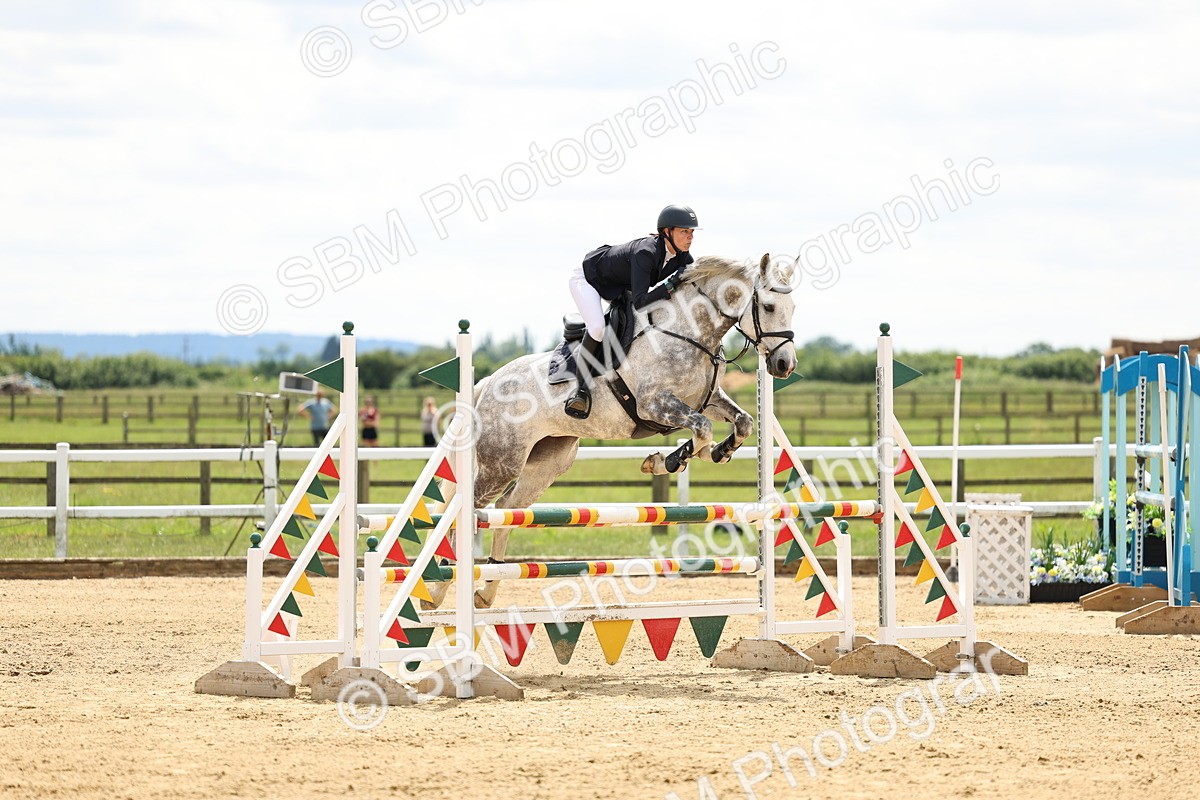 SBM_005308 - Class 18 - Senior 1.05m Open