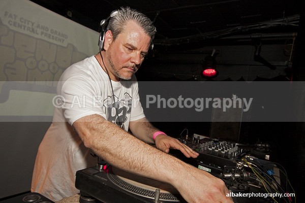 01 - Friends-&-Family @ the-roadhouse 24.04.15