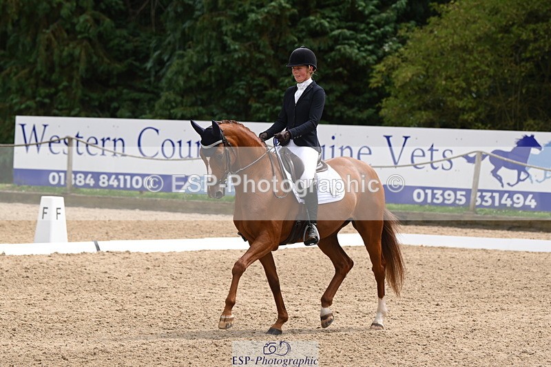 250720A-141011-11574 - 069-Grace.Boulton-Karnaval