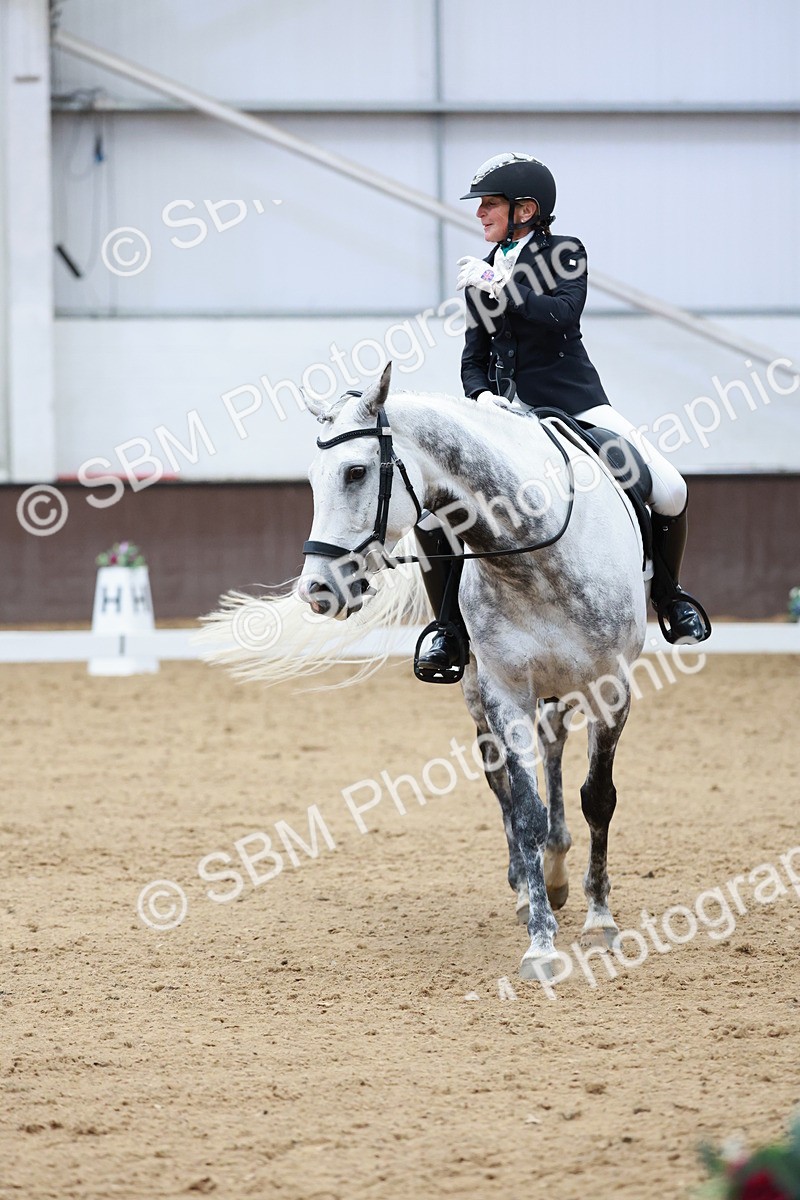 SBM_010048 - Class 6b - Novice 6 - 12.40-13.43