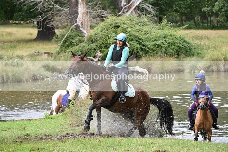 WJ7_2243 - Time at Water 11:14 to 11:36