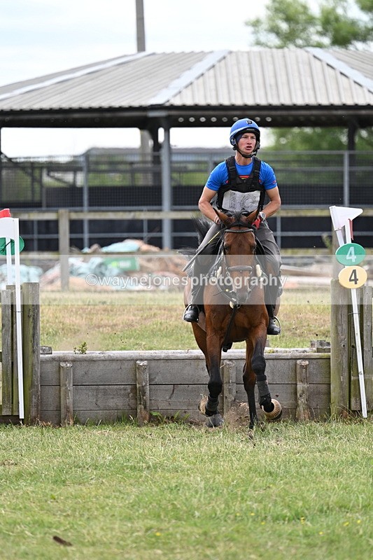 WJ7_4742 - 60cm XC Time 09:48 to 09:57