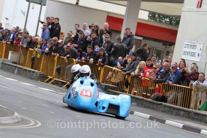 Robert Handcock & Basil Bevan - Sure Sidecar Race 2