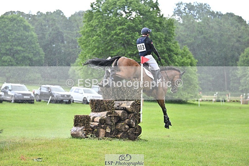 240526-110052-20336 - 403-CRAZY_DU_LOIR-Oliver_Townend