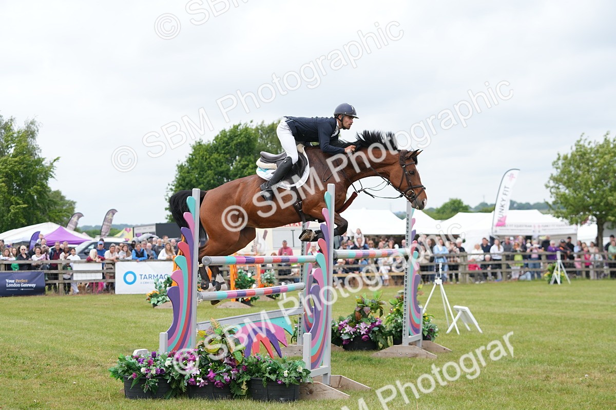 SBM_06587 - Class 202 - National 1.40m Open