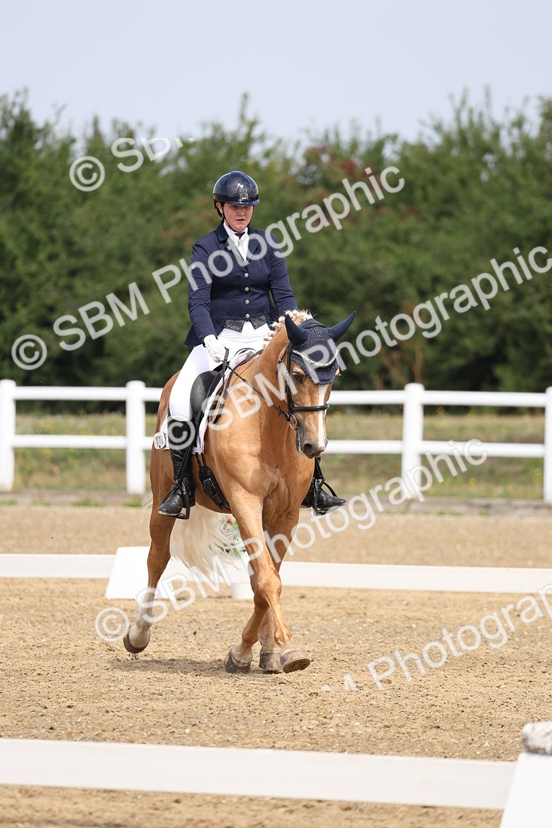 SBM_006125 - Class 6 - novice 6 - 11.50-12.46