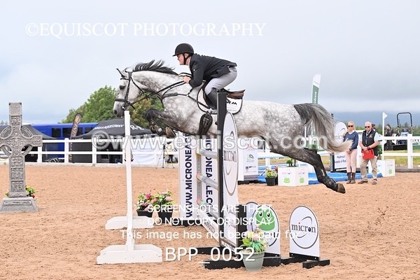 BPP_0052 - CLASS 25 SUN HOYS Redpost Equestrian Senior Foxhunter Second Round
