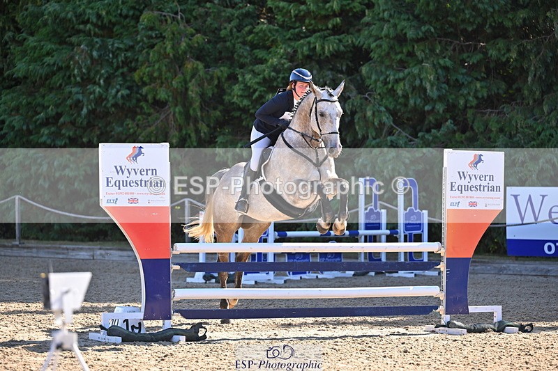 250802A-094143-00206 - A-006-Sarah.Morrison-QUALITY.STEP.ON