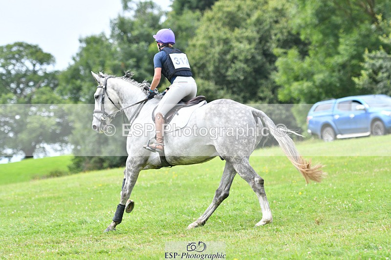 240804-112112-11760 - 312-Charlotte_Billson-KILLYCLOGHAN_MR_MOONSHINE