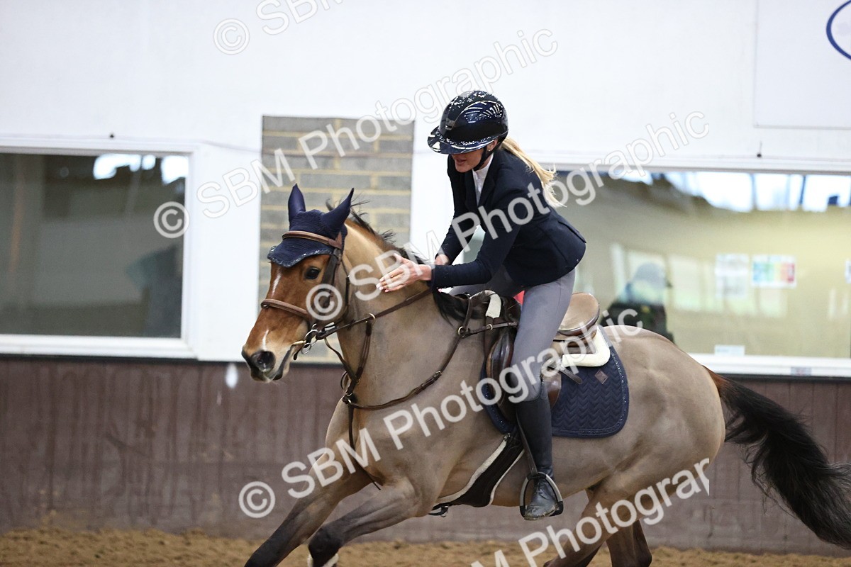SBM_005530 - Class 17 - Senior Newcomers 1.10m