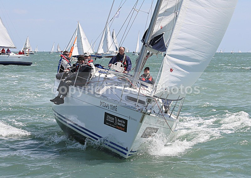 130601 DREAMTIME WT7A0903 - ROUND THE ISLAND RACE - 1st June 2013