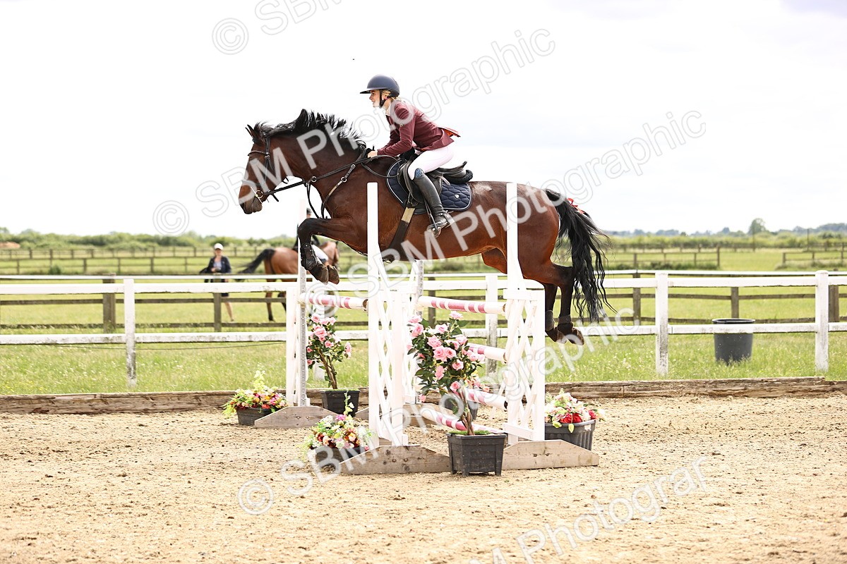 SBM_008080 - Class 21 - Senior Foxhunter - 1.20m