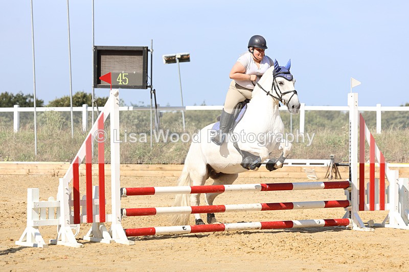 3E7A1022 - Class 7: 70cm Senior