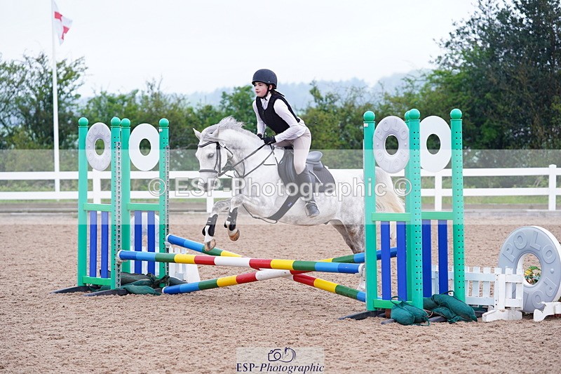 240505A-083542-03898 - Cls 11 Clear Round 50cm