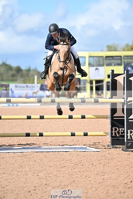 231014A-124412-04650 - Cls 19 1.15m Members Cup