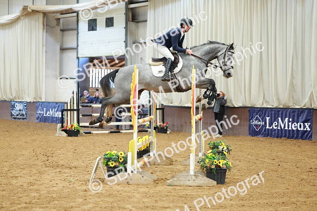 SBM_007073 - Class 19 - Senior Newcomers 1.10m