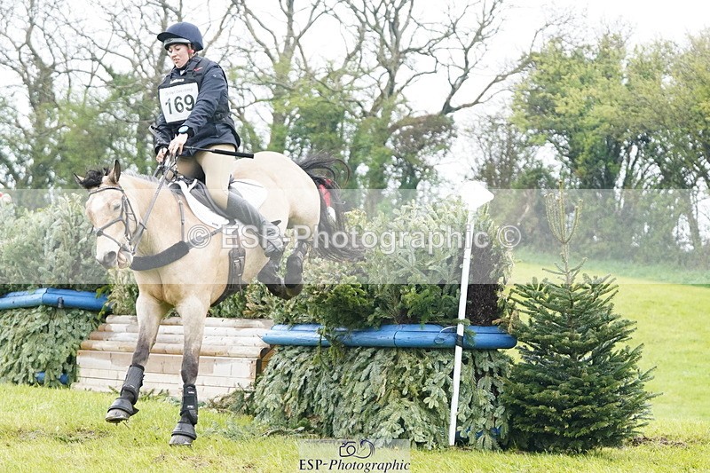 250418-145942-05374 - 169-Chloe.Dunn-TOWERHILL.SHAMIE