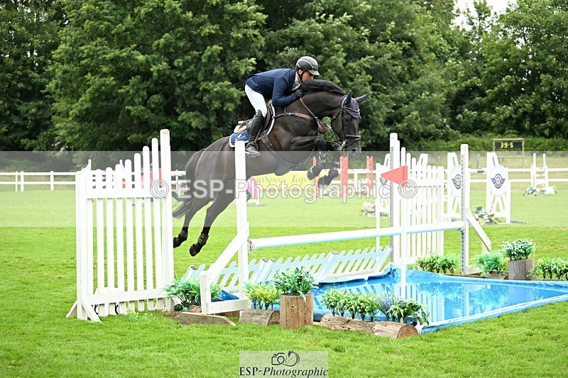 250705A-122120-14656 - Cls 30 Snr Foxhunter 2nd Round