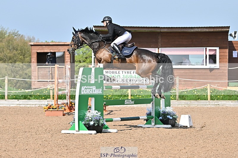 240509A-101358-00807 - Cls 8 Foxhunter