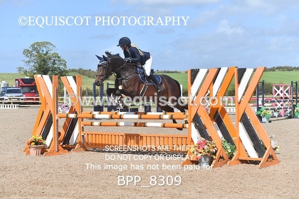 BPP_8309 - CLASS 35 SUN 2ND ROUND Equiyd 0.95m Amateur Championship Qualifier