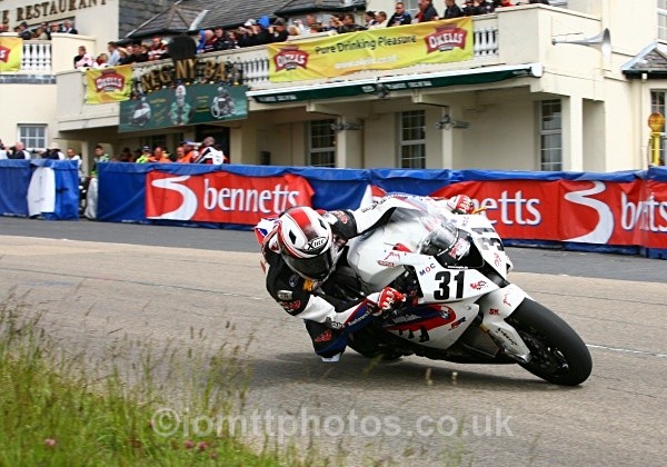  - Senior Race - TT 2010