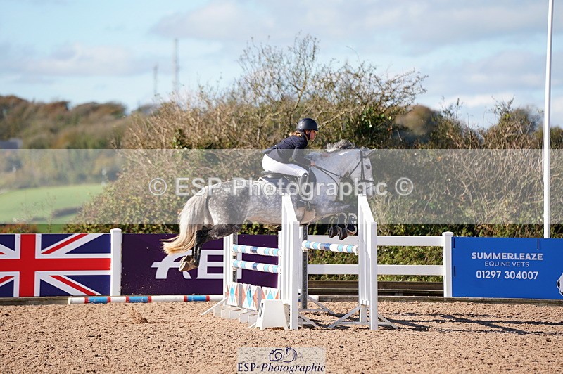 241027A-120430-02662 - SUN Cls 6 Pony Newcomers and 1m Open