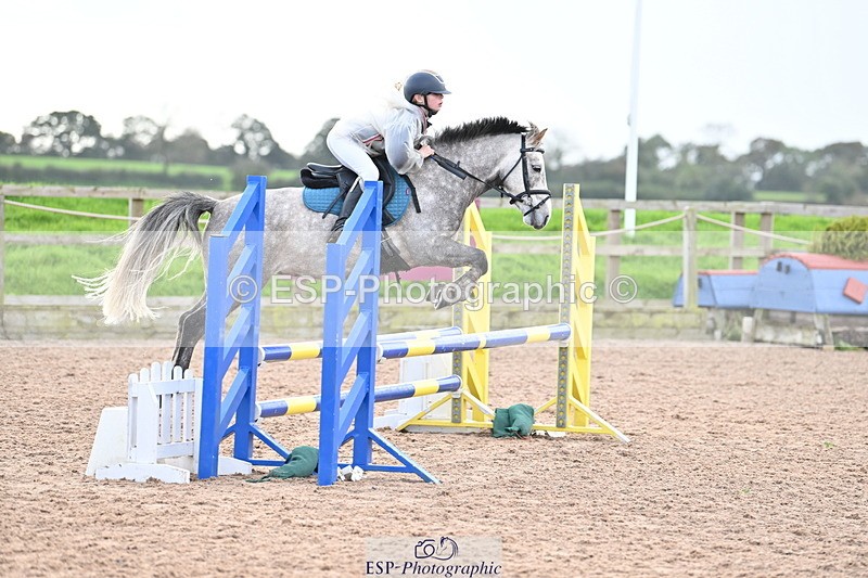 231029A-125324-03381 - Stepping Stones 128cm & 138cm