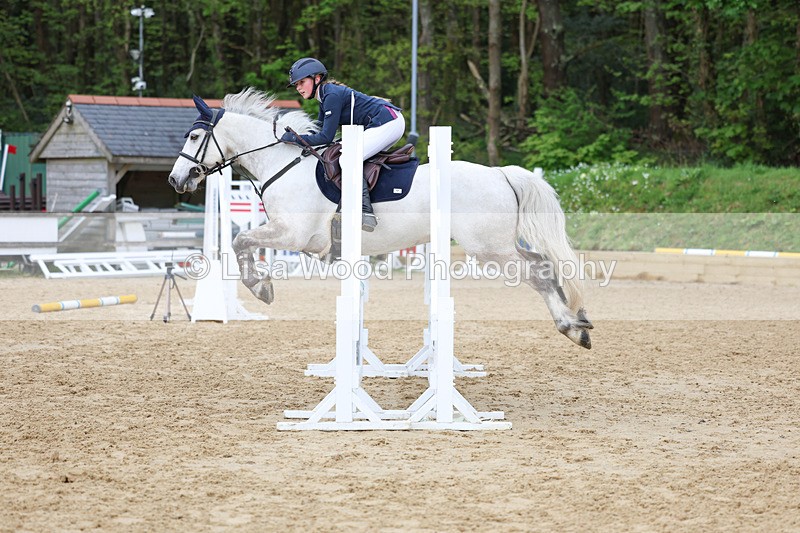 3E7A5004 - Class 12: Pony British Novice/80cm open