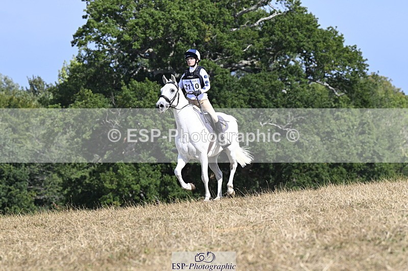 250824A-151807-39000 - 2110-Eliza.Hemphill-Davy