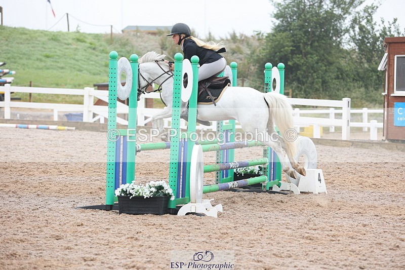 240630A-100459-11715 - Cls 30 British Novice and 80cm Open