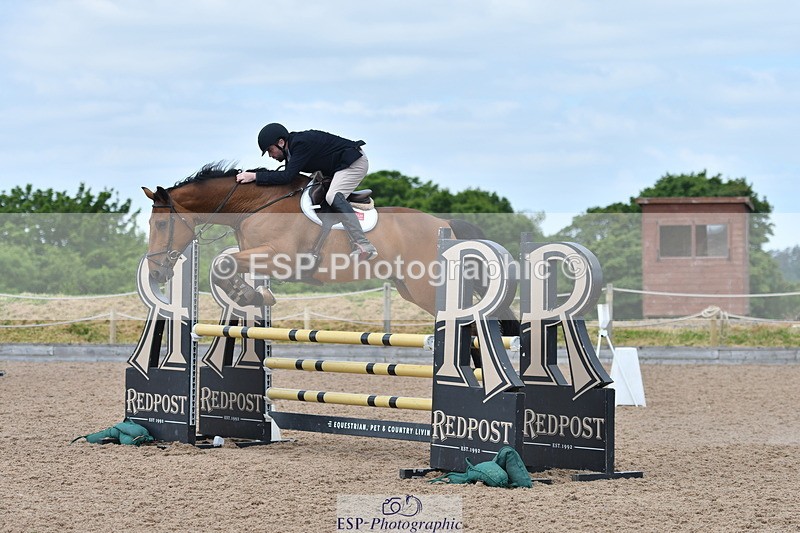 240609A-112254-04534 - Cls 17 Snr 1.05m Open