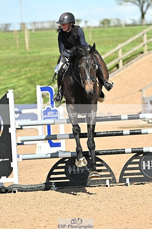 250416-151449-01655 - Cls 6 Foxhunter and 1.20m