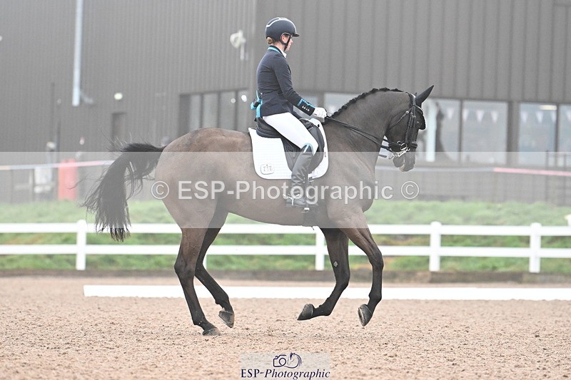 240217A-095310-00645 - 218-Jessica.Davies-Nemo.II