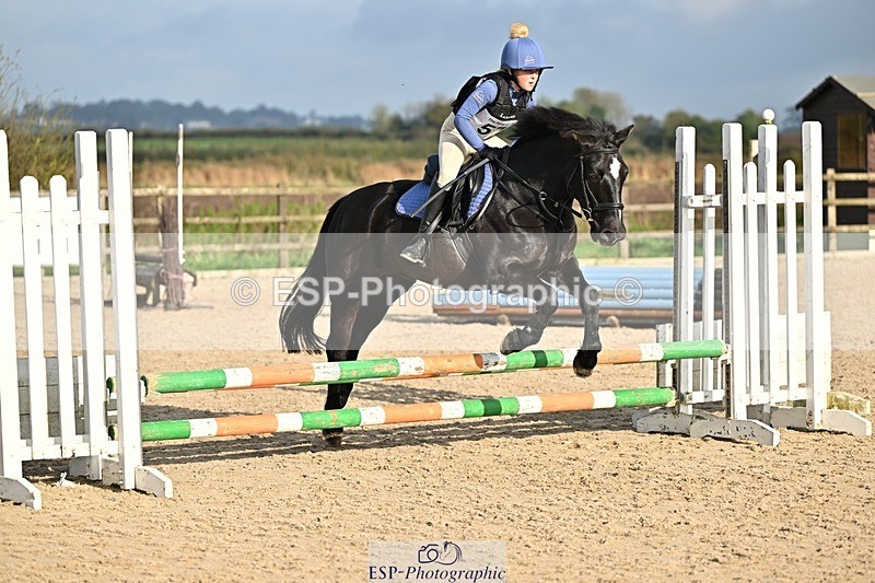 241110-132102-00812 - 60-65cm Arena Eventing