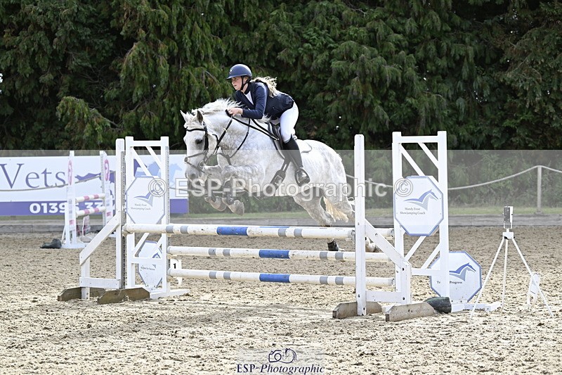 250830A-100841-05495 - Cls 21 British Novice and 90cm Open