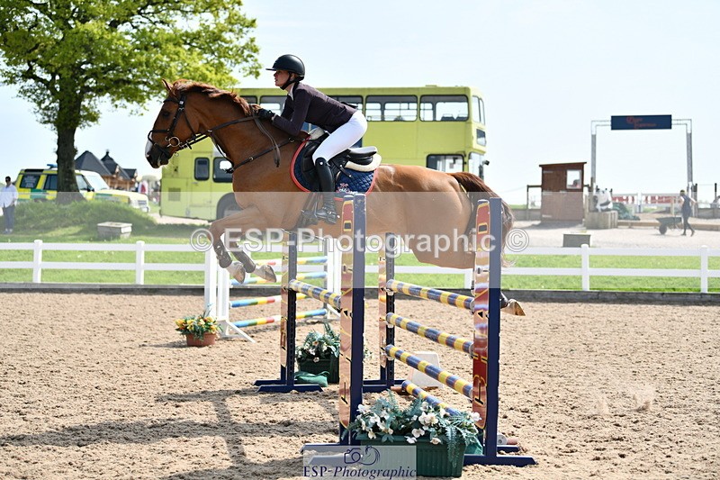 240511A-110207-11956 - Cls 29 1.05m National Am Quali