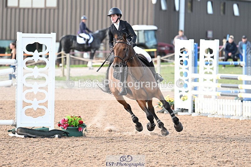 240913A-171033-05299 - Cls 19 Snr 1m Open Speed Derby