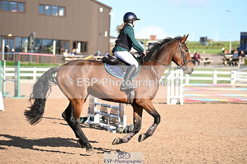 241026A-143323-01353 - SAT Cls 16-18 Children on Horses