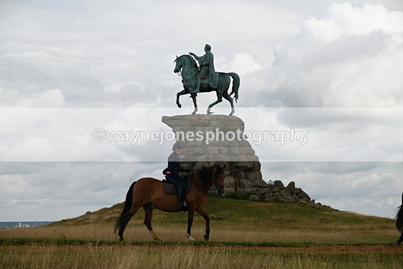 DSC_4200 - Time at Statue 09:50 to 11:09