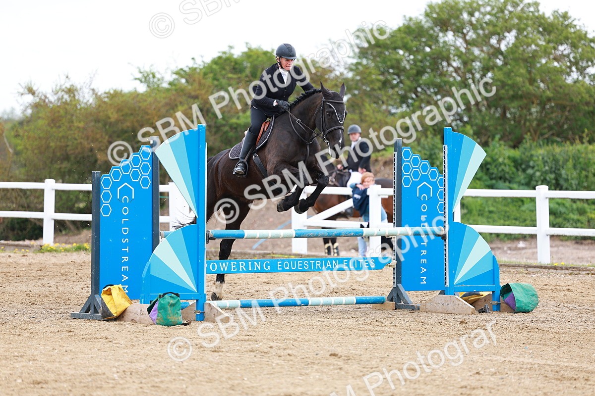 SBM_001941 - class 8 - Senior British Novice - 90cm