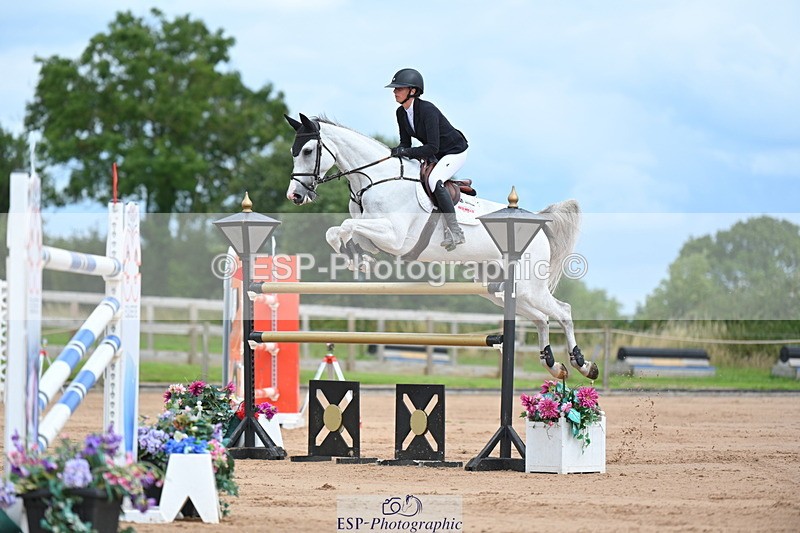 230721A-152624-07230 - Cls 10, 2 Star Big 1.45m Start to break