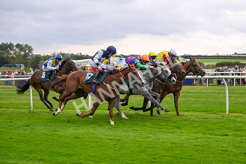 190824-Race 2-The Feminine Urge-3404 - Race 2