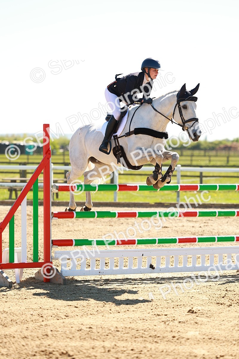 SBM_001721 - Class 5 - Senior Foxhunter - 1.20m