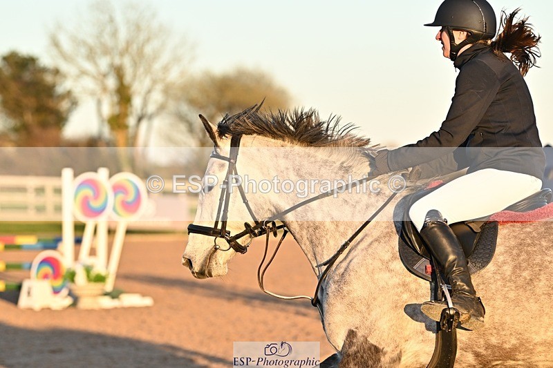 250401-191401-00937 - 90cm Classes