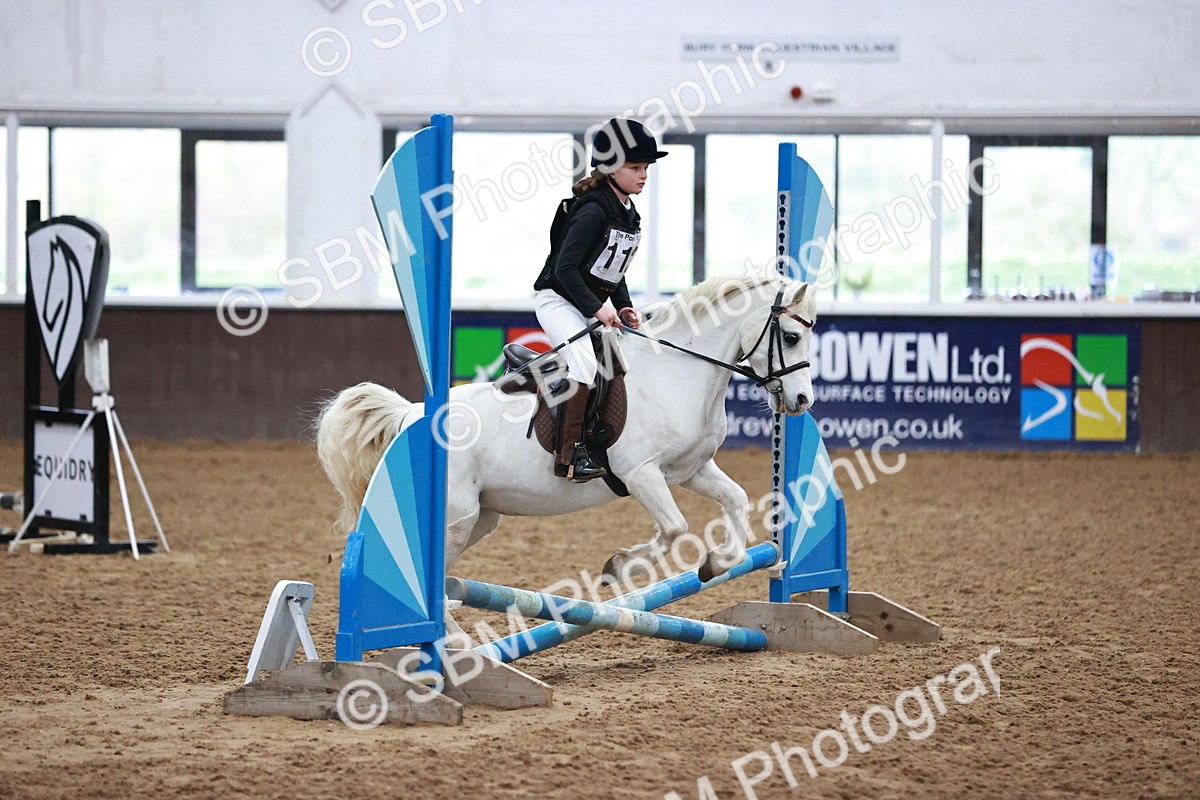 SBM_000164 - Class 1 - Cross Pole Jumping 30cm 40cm
