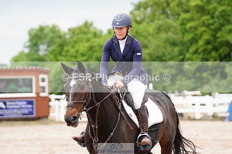 250524-120516-06520 - Cls 21 A&B Snr Disco & 1.00m Open